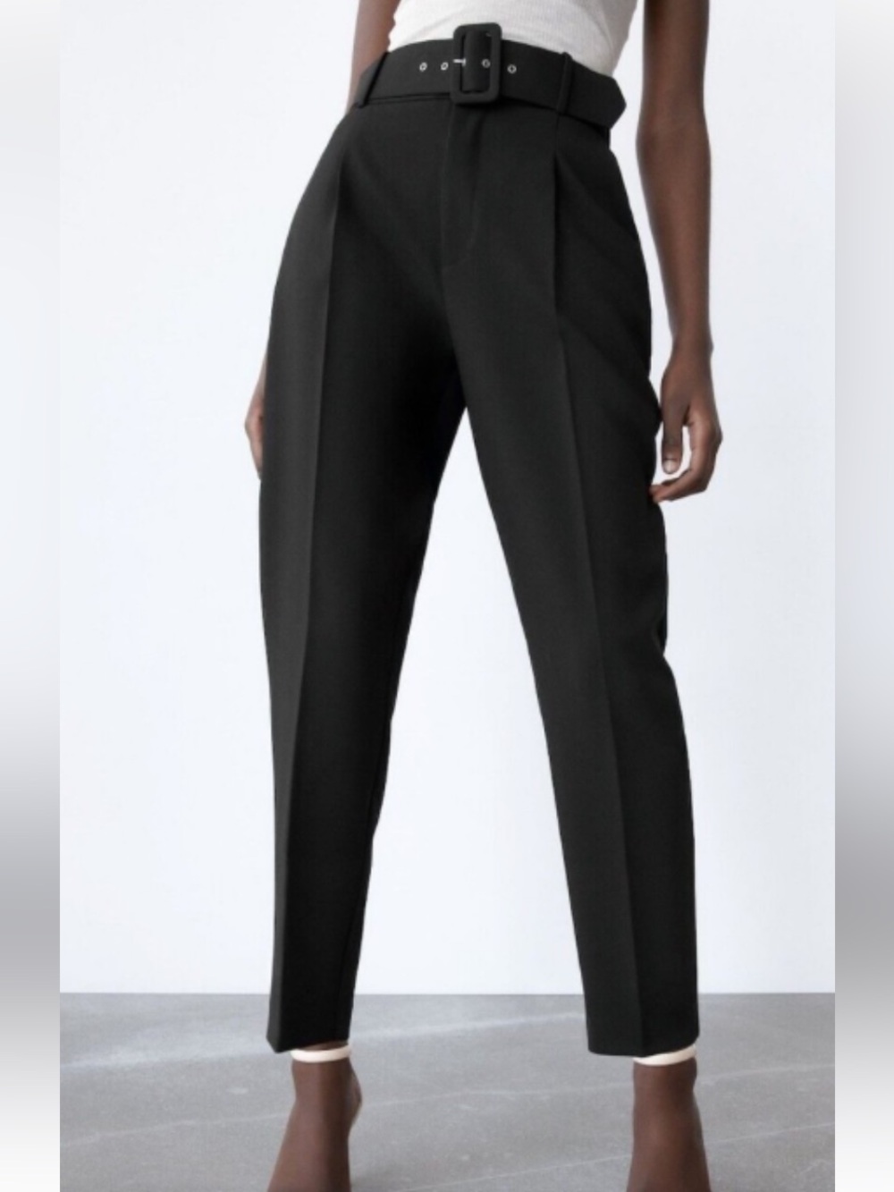 Zara Black High-Waist Tailored Trousers with Belted Waist. Size Small. Tapered.